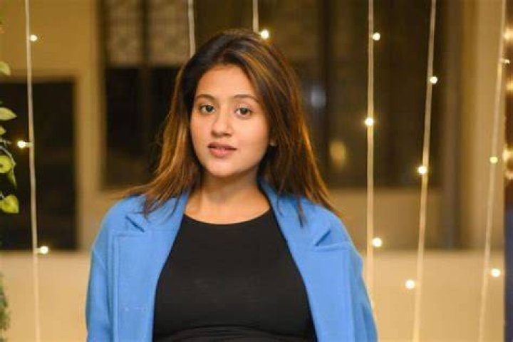Anjali Arora: The Rising Star in Bollywood