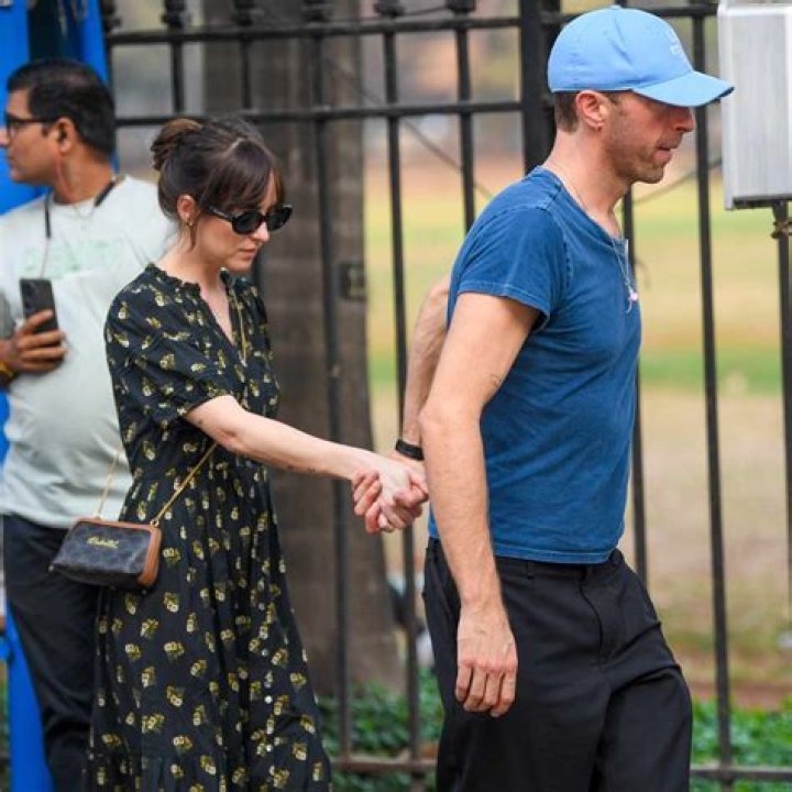 Chris Martin and Dakota Johnson: A Comprehensive Exploration of Their Relationship