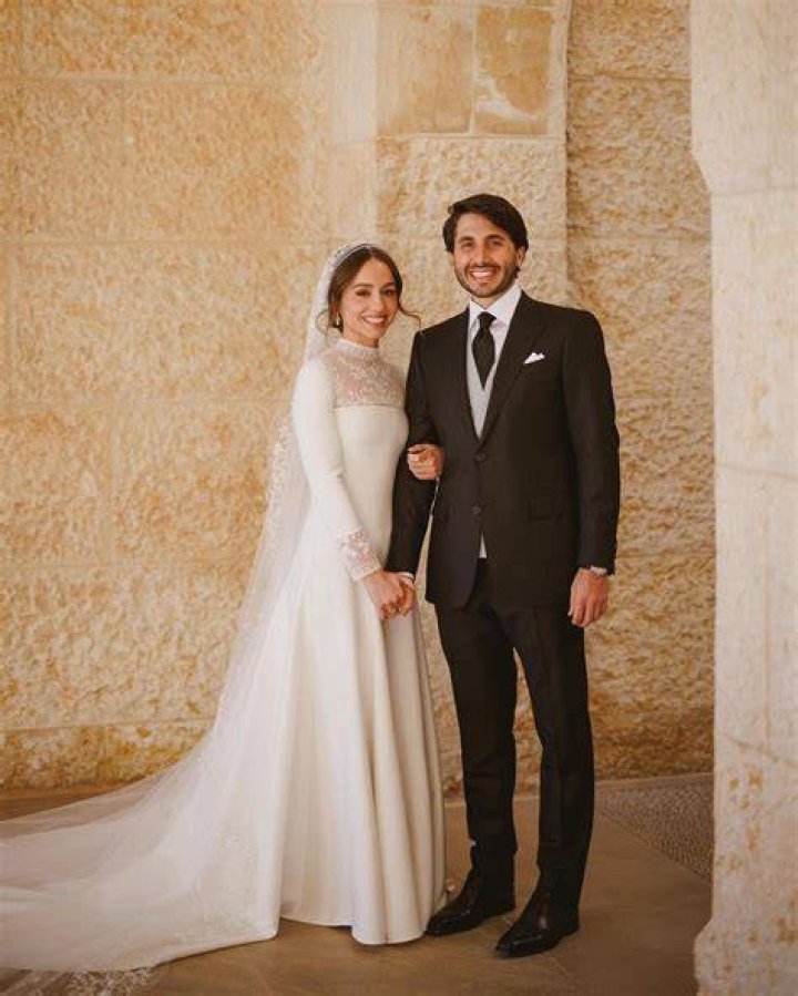 Elyse Smith's Marital Status: Is She Married?