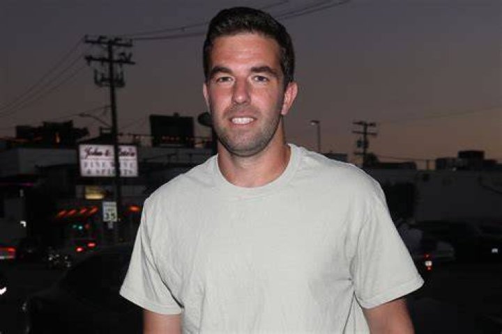 Fyre Fest's Billy McFarland: Love, Scandal & Anastasia Eremenko!