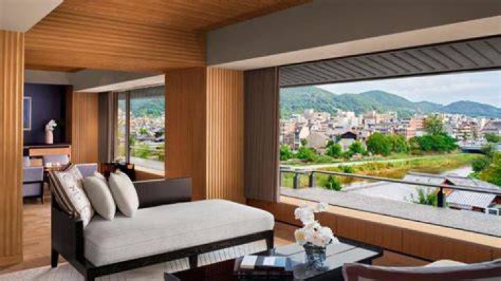 Ivory Hills Japan: A Luxurious Haven in the Heart of Japan