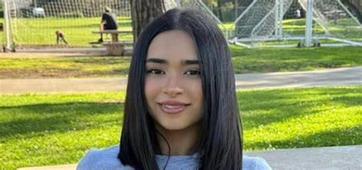 Lela Sohna: TikTok Star's Rise & Social Media Fame - Uncovered!