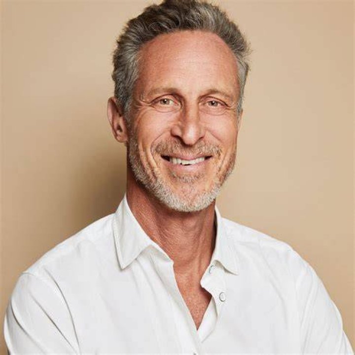 Mark Hyman's Family: Mia Lux, Rachel & More - Unveiled!