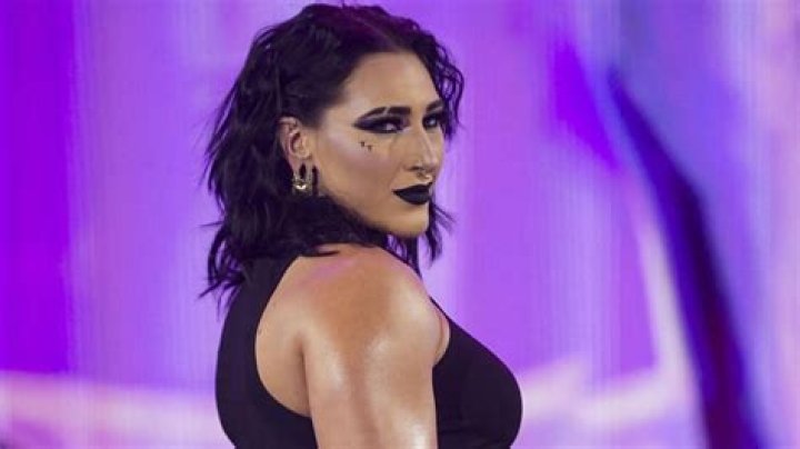 Rhea Ripley: Hot Pics & Videos - Latest News & Updates!