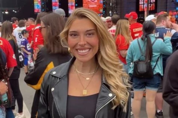 Sports Betting Influencer Taylor Mathis: Updates & Controversy