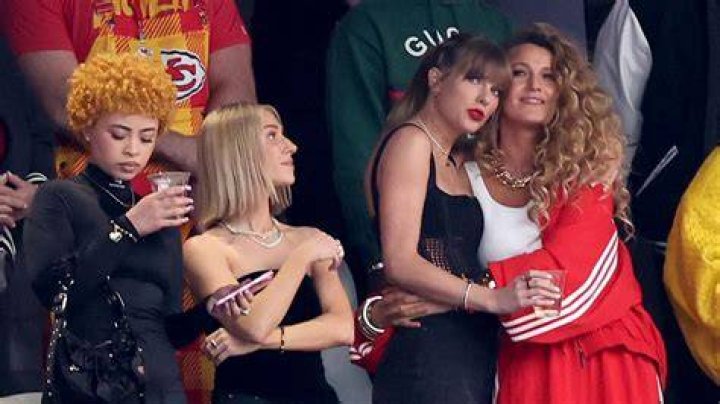 Taylor Swift and Friends: An In-Depth Look at Her Musical Collaborations and Friendships