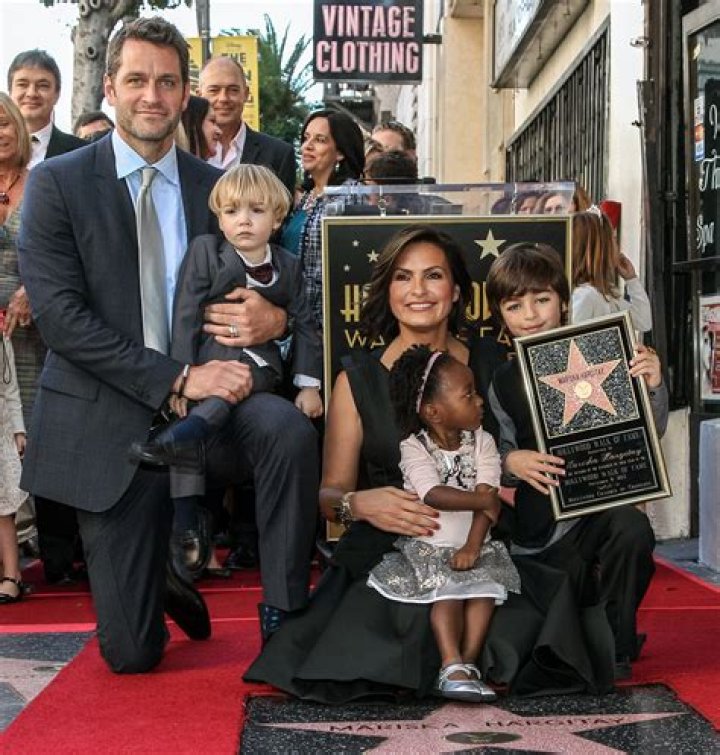 Unveiling Lyn Elizabeth Caviezel: Jim Caviezel's Daughter & Family Life